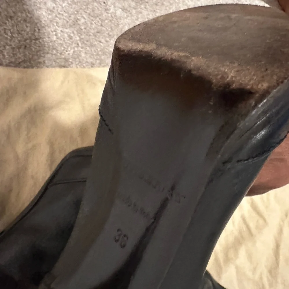 Burberry leather boots 36 - Picture 4 of 5